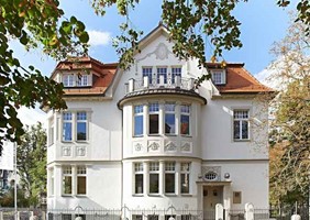 4iMEDIA GmbH Projet - Optimisation pour les moteurs de recherche